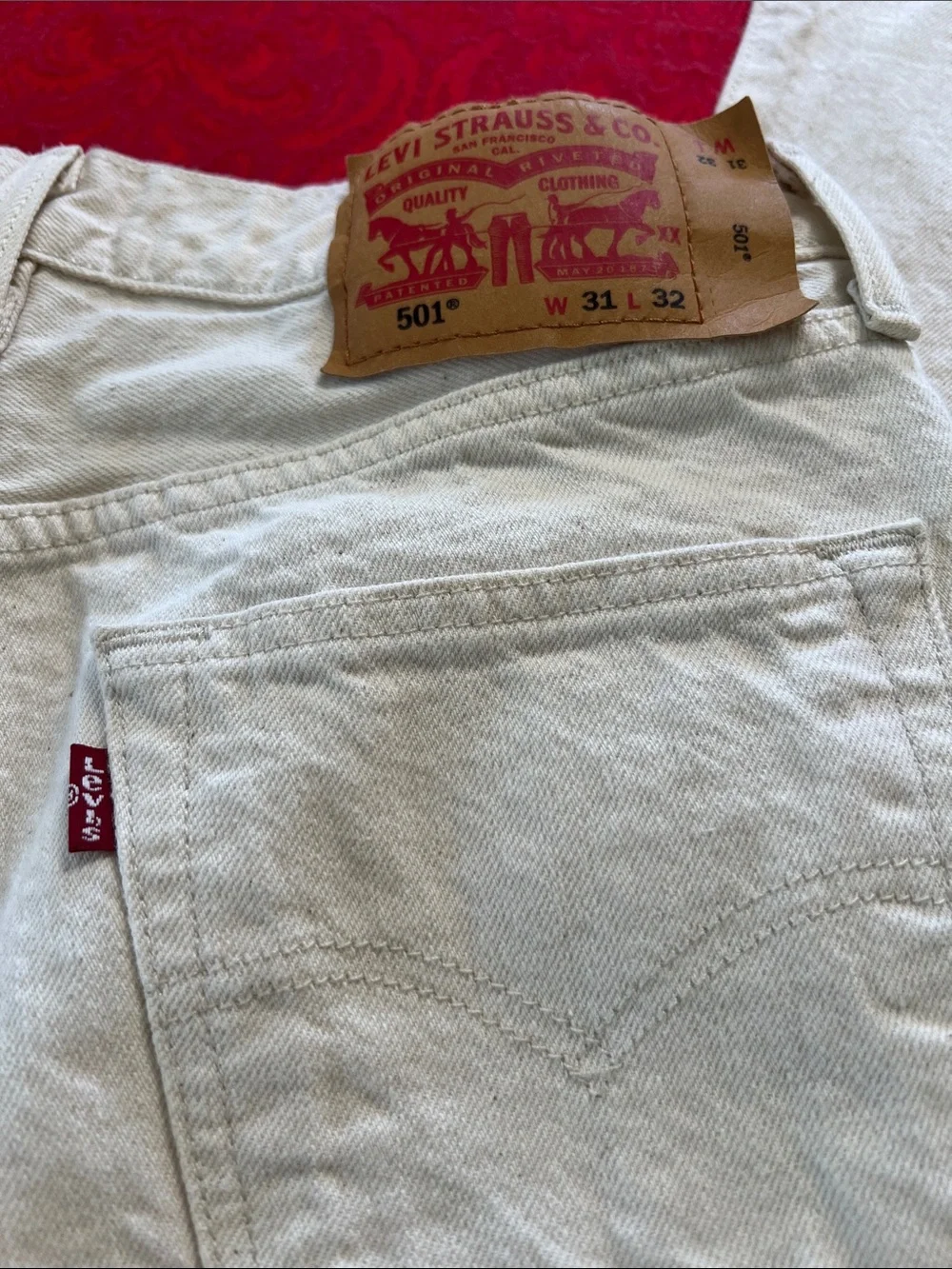 Levi's 501 Original Fit White Oak Cone Denim Jeans Men's 31x32 Off White Button